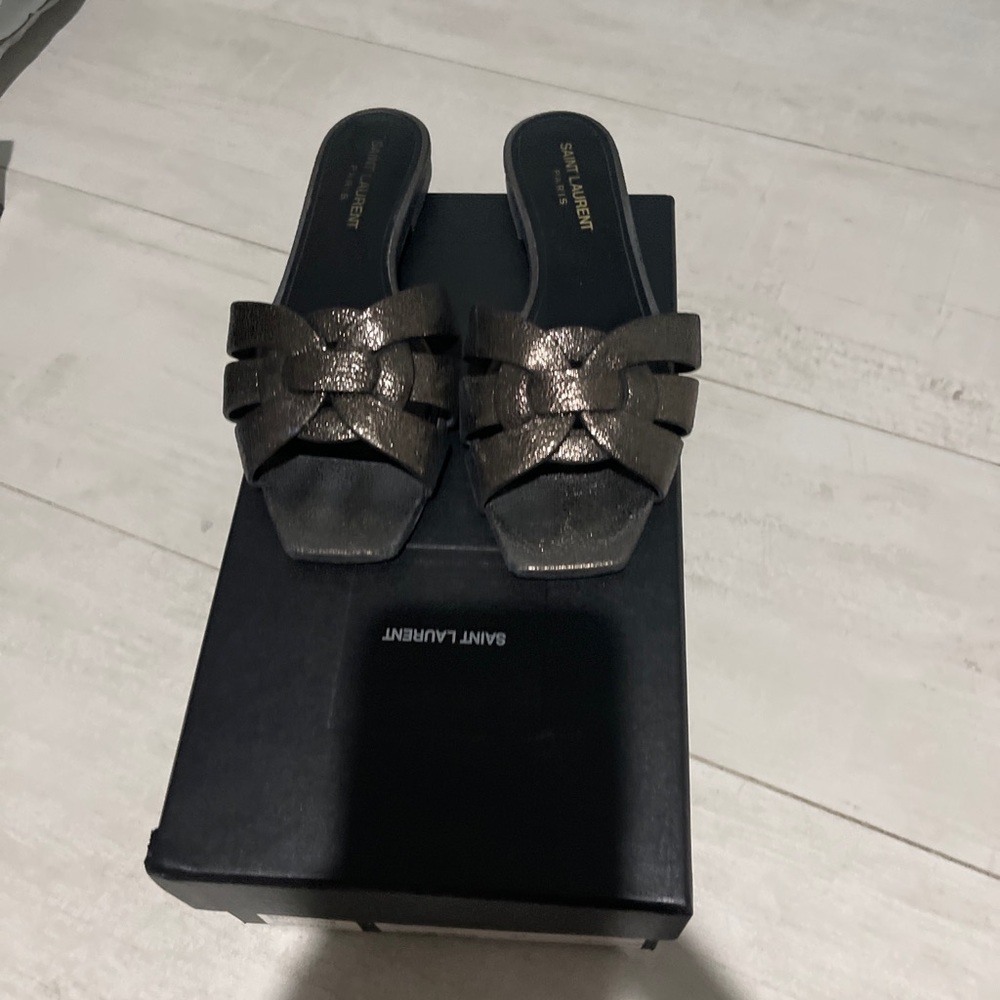 Authentic YSL Saint Laurent tribe flat slides. 37